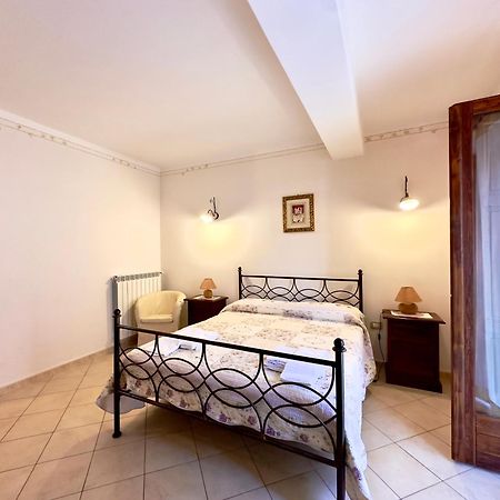 アジェーロラ Il Ritrovo Delle Volpi Bed & Breakfast エクステリア 写真