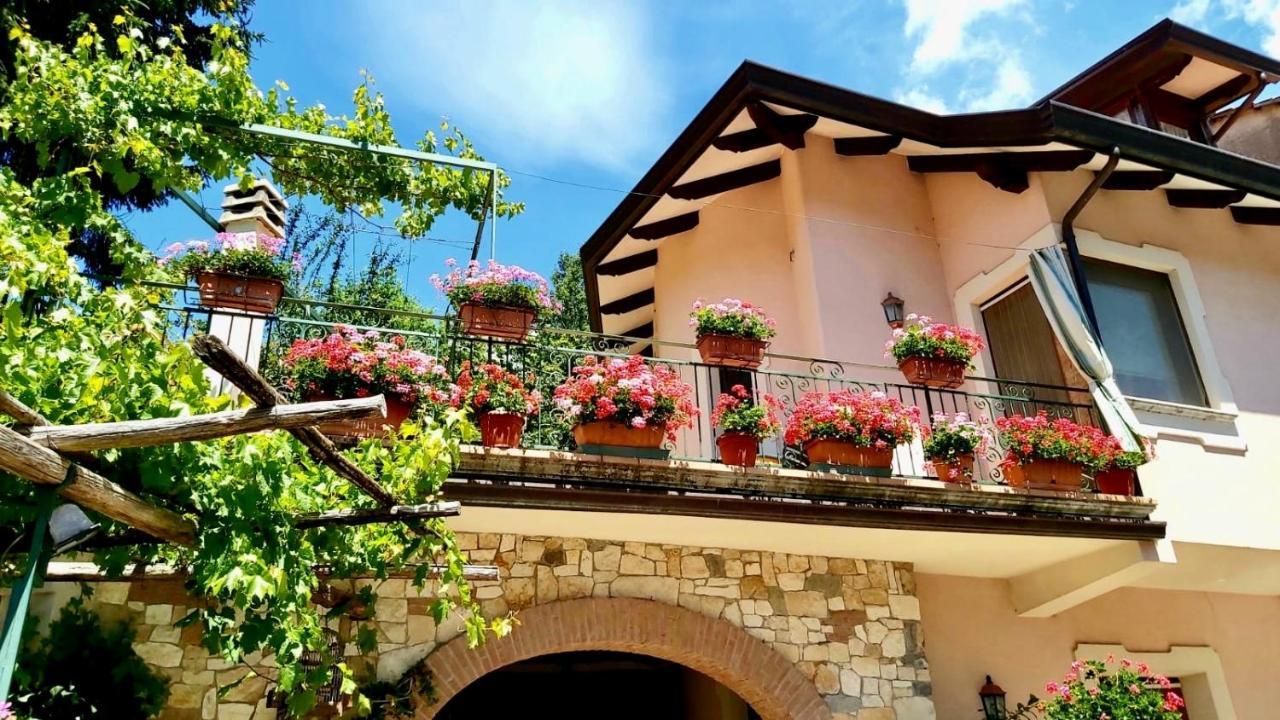 アジェーロラ Il Ritrovo Delle Volpi Bed & Breakfast エクステリア 写真