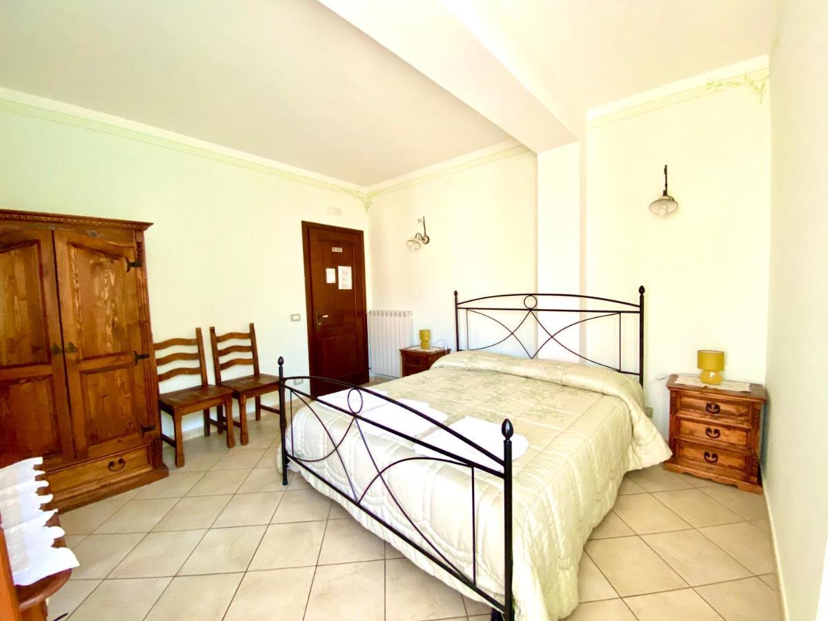 アジェーロラ Il Ritrovo Delle Volpi Bed & Breakfast エクステリア 写真