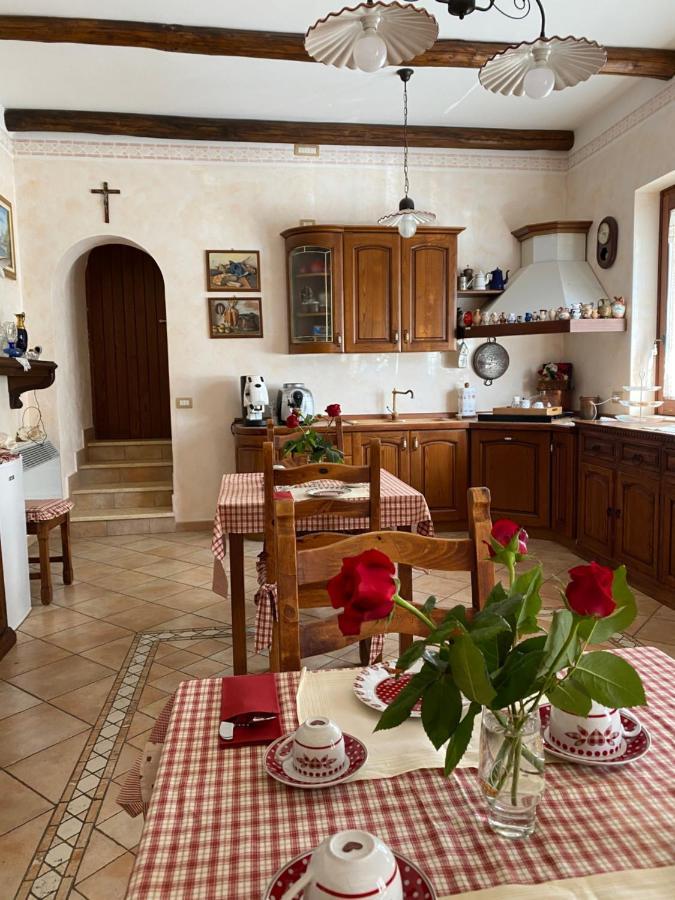 アジェーロラ Il Ritrovo Delle Volpi Bed & Breakfast エクステリア 写真