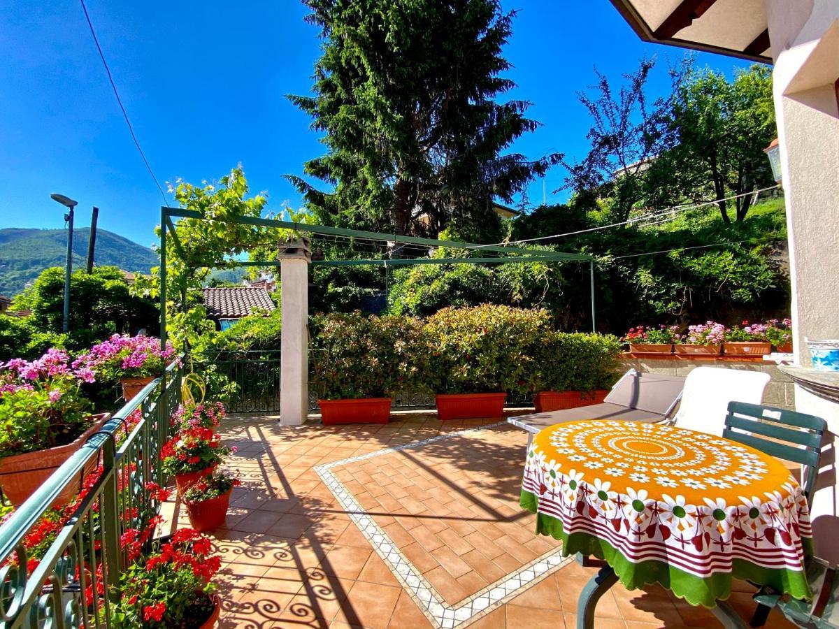 アジェーロラ Il Ritrovo Delle Volpi Bed & Breakfast エクステリア 写真