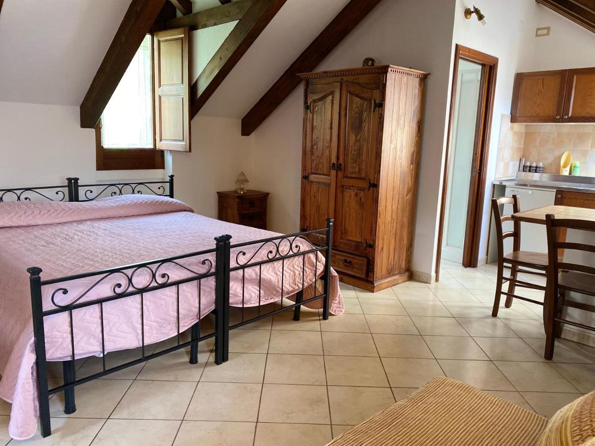アジェーロラ Il Ritrovo Delle Volpi Bed & Breakfast エクステリア 写真