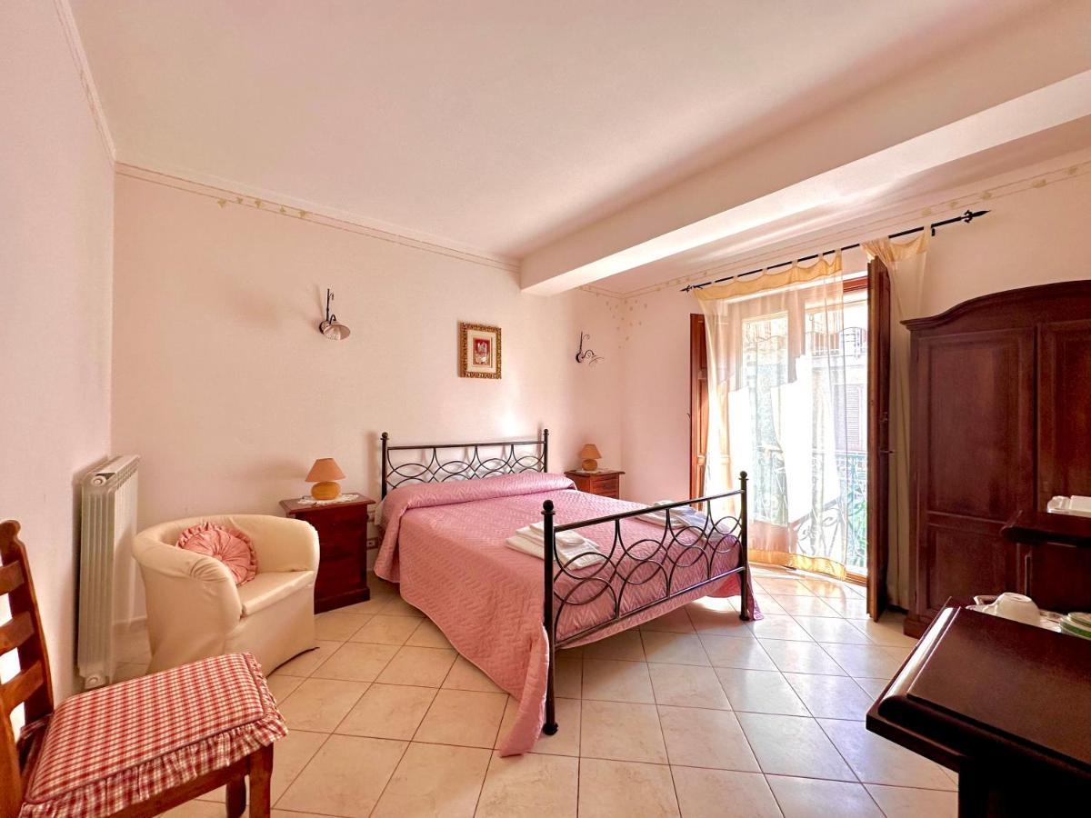 アジェーロラ Il Ritrovo Delle Volpi Bed & Breakfast エクステリア 写真