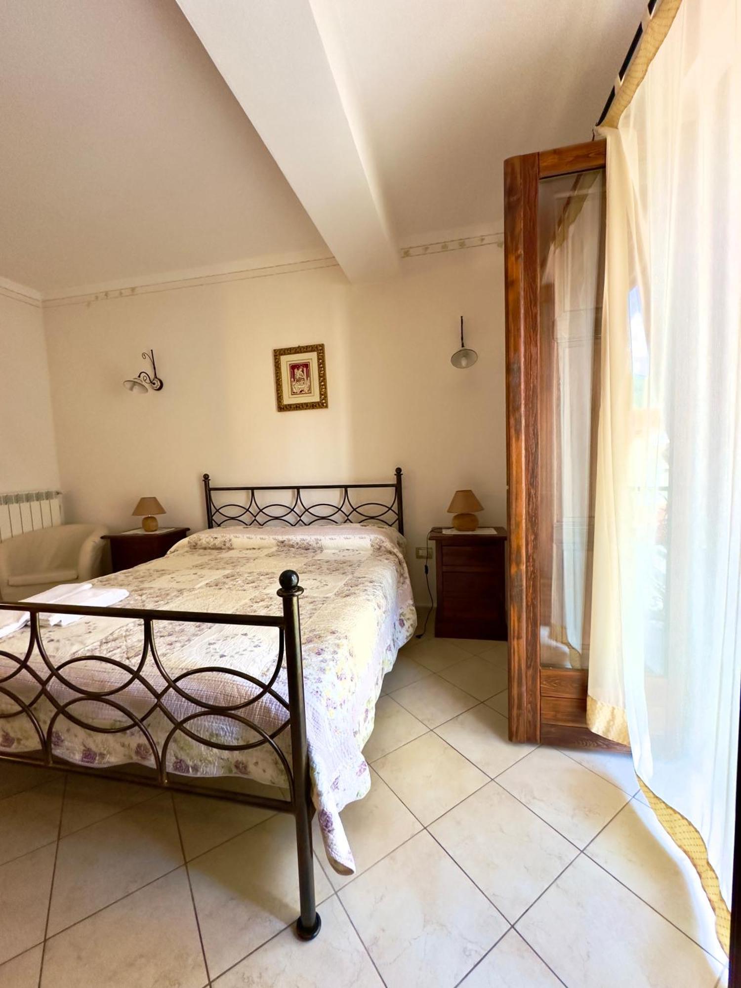 アジェーロラ Il Ritrovo Delle Volpi Bed & Breakfast エクステリア 写真