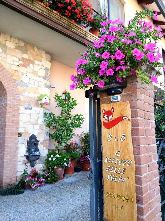 アジェーロラ Il Ritrovo Delle Volpi Bed & Breakfast エクステリア 写真